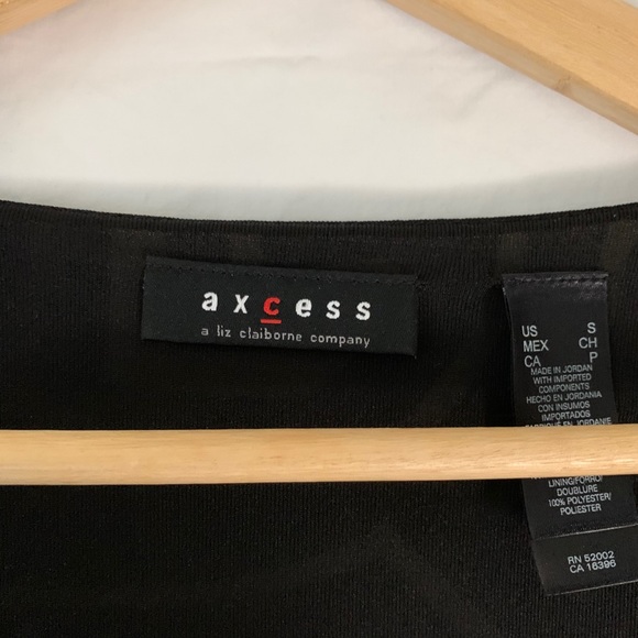 Axcess Liz Claiborne Top - Picture 3 of 6